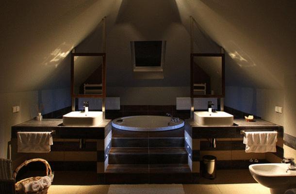 Villa Riccona Bronisze Bilik gambar