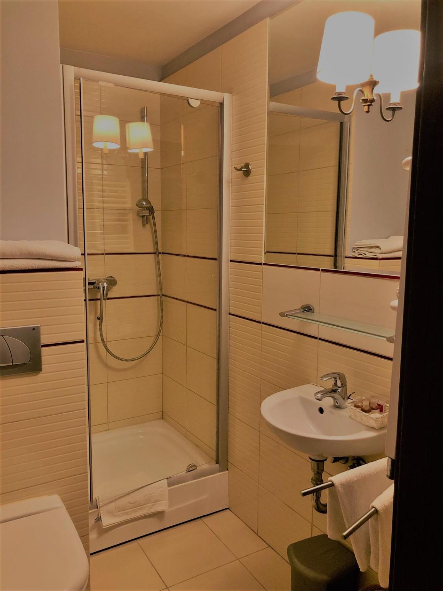 Villa Riccona Bronisze Luaran gambar